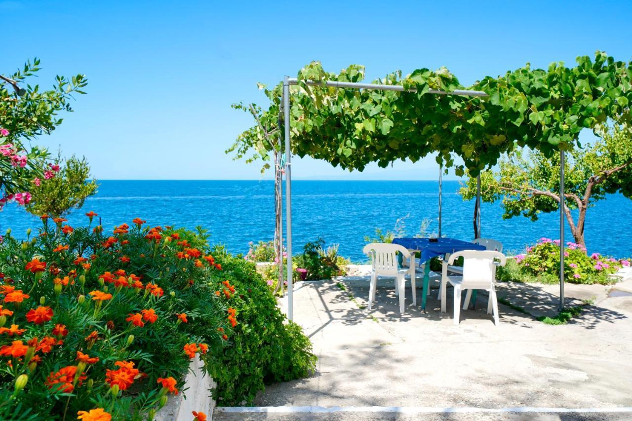 Skala Mare Apartment สกาลา มาริออน ภายนอก รูปภาพ